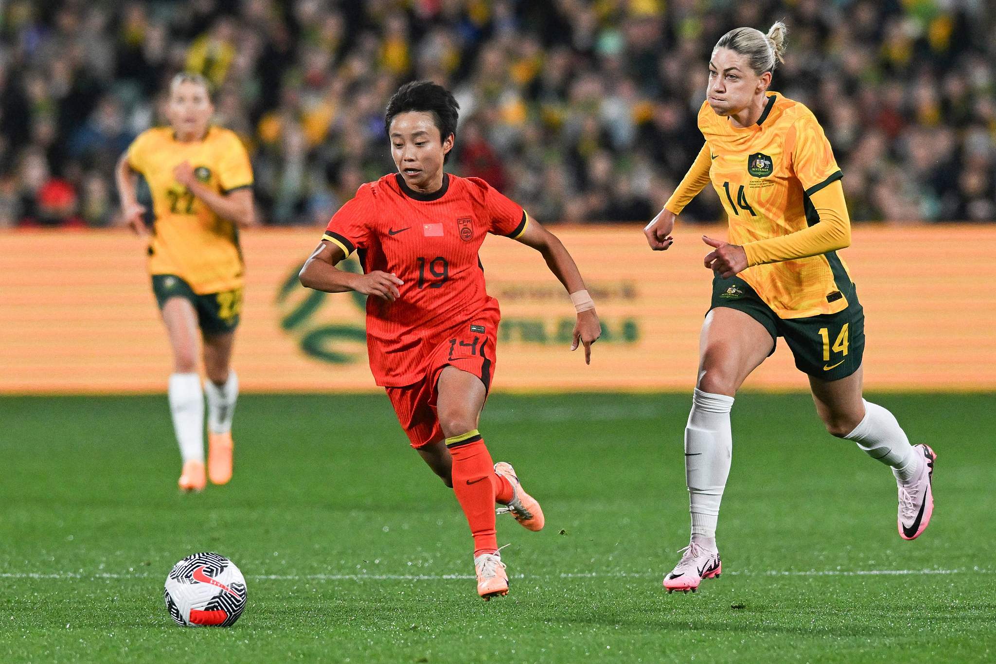 激烈对决：女足赛事吸引全球目光的简单介绍