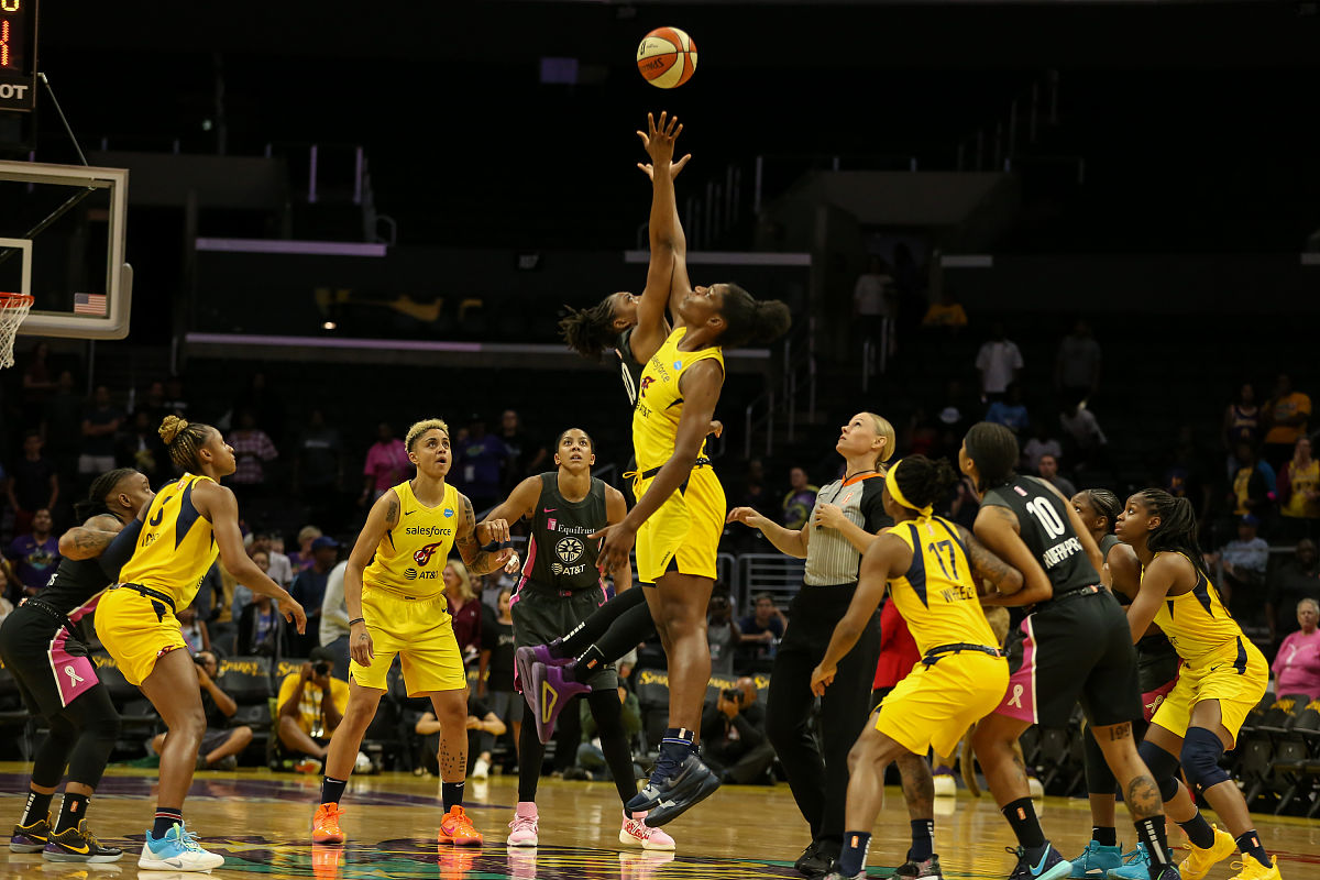 包含掘金碾压湖人，波特爆发神勇的词条