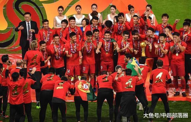 辽宁队横扫广州队，福克斯关键制胜